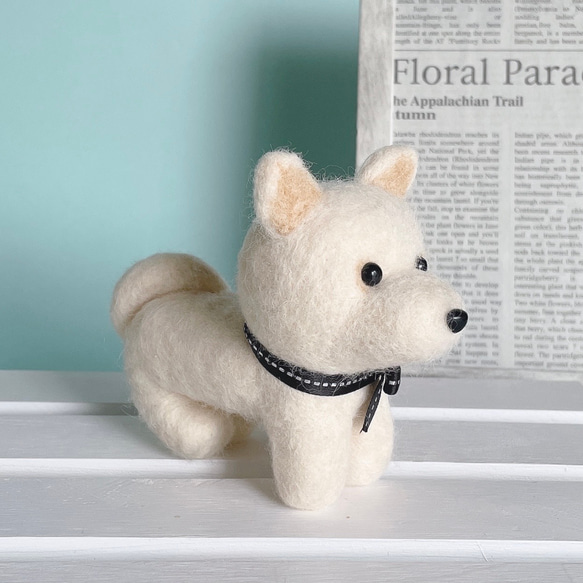 柴犬（白）の羊毛フェルト　犬 2枚目の画像