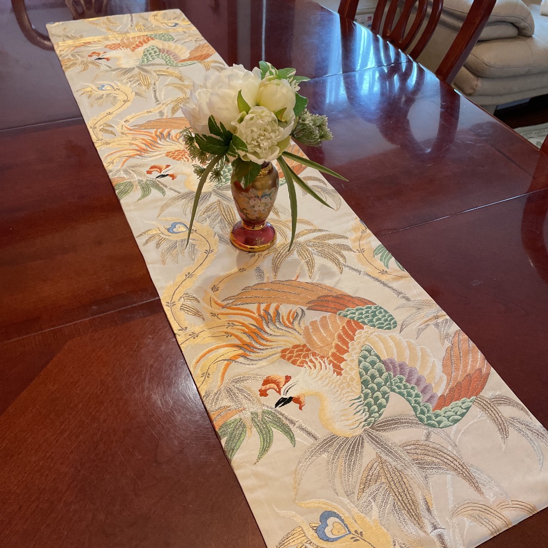 豪華刺繍 帯から作った正絹テーブルランナーテーブルセンター
