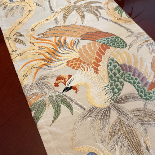豪華刺繍 帯から作った正絹テーブルランナーテーブルセンター