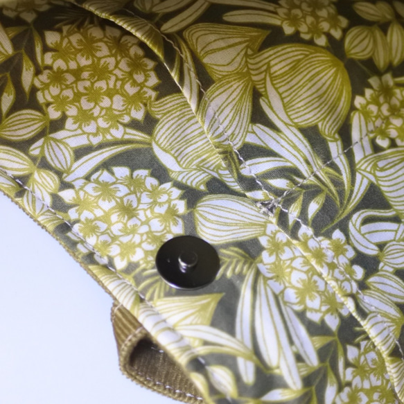 SALEコーデュロイのヒラヒラショルダーバッグ/ちょっとそこまでミニサイズの軽いバッグ 8枚目の画像