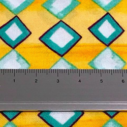 Sara Franklin 生地 110cm x 50cmずつ切売 ダイヤモンド Green/Yellow 2枚目の画像