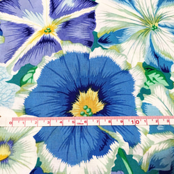 Kaffe Fassett 110cm x 50cmずつ切売 - ペチュニアの花 3枚目の画像