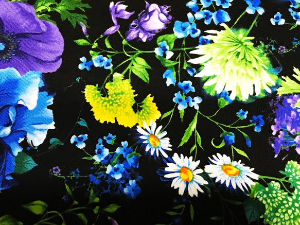 Chong-a Hwang 110cm x 50cmずつ切売 - Mystic Flowers 3枚目の画像