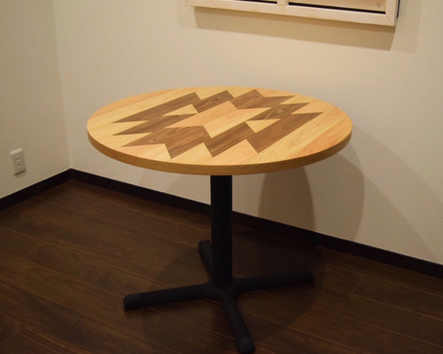 オルテガテーブル アルミトップテーブル8040｜TABLE｜Qualz[クオルツ]