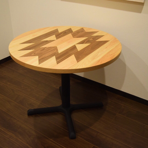 ★オルテガプレート テーブル天板 オルテガ柄に貼り合わせた丸テーブル 受注製作 ダイニングテーブル