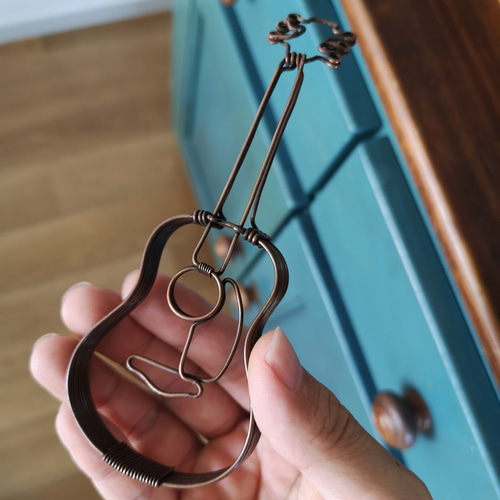アコースティックギター】針金 / 銅線 ワイヤーアート 楽器