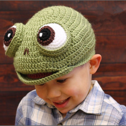 緑のカエルニット帽子 2枚目の画像