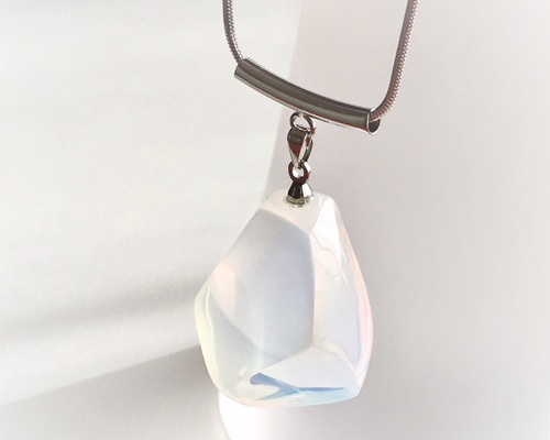 花びらが大きくて長持ちする最高級胡蝶蘭hope white(ホープ