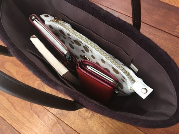羊毛フェルトバッグ≪SALE≫ バッグ・カバン トートバッグ フェルト、羊毛 C1225029157(9360円)