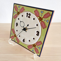 スペインタイル掛け時計(チューリップ) 2枚目の画像