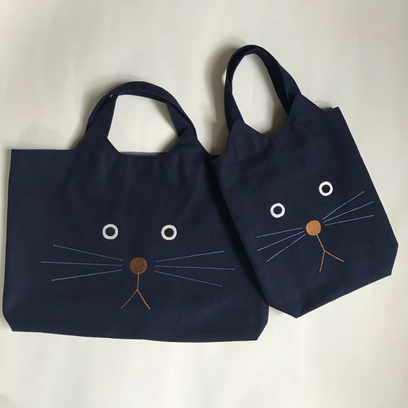 ねこの顔の刺繍レッスンバック　ネイビー　お名前刺繍できます！ 3枚目の画像