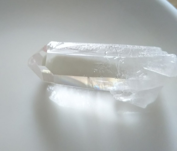 美結晶 水晶ポイント 原石 3枚目の画像