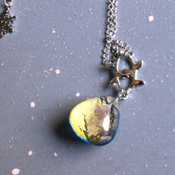 「 金箔 Blue 」のcolor ネックレス 4枚目の画像