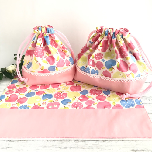 ランチョンマット りんご その他入園グッズ moca 通販 8533331｜Creema