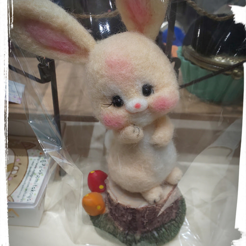 羊毛フェルトがま口つけまつげちゃん 羊毛フェルト mitakoyai 通販