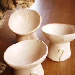 《ネコのうつわ》ごはんが食べやすいにゃ茶碗 1枚目の画像