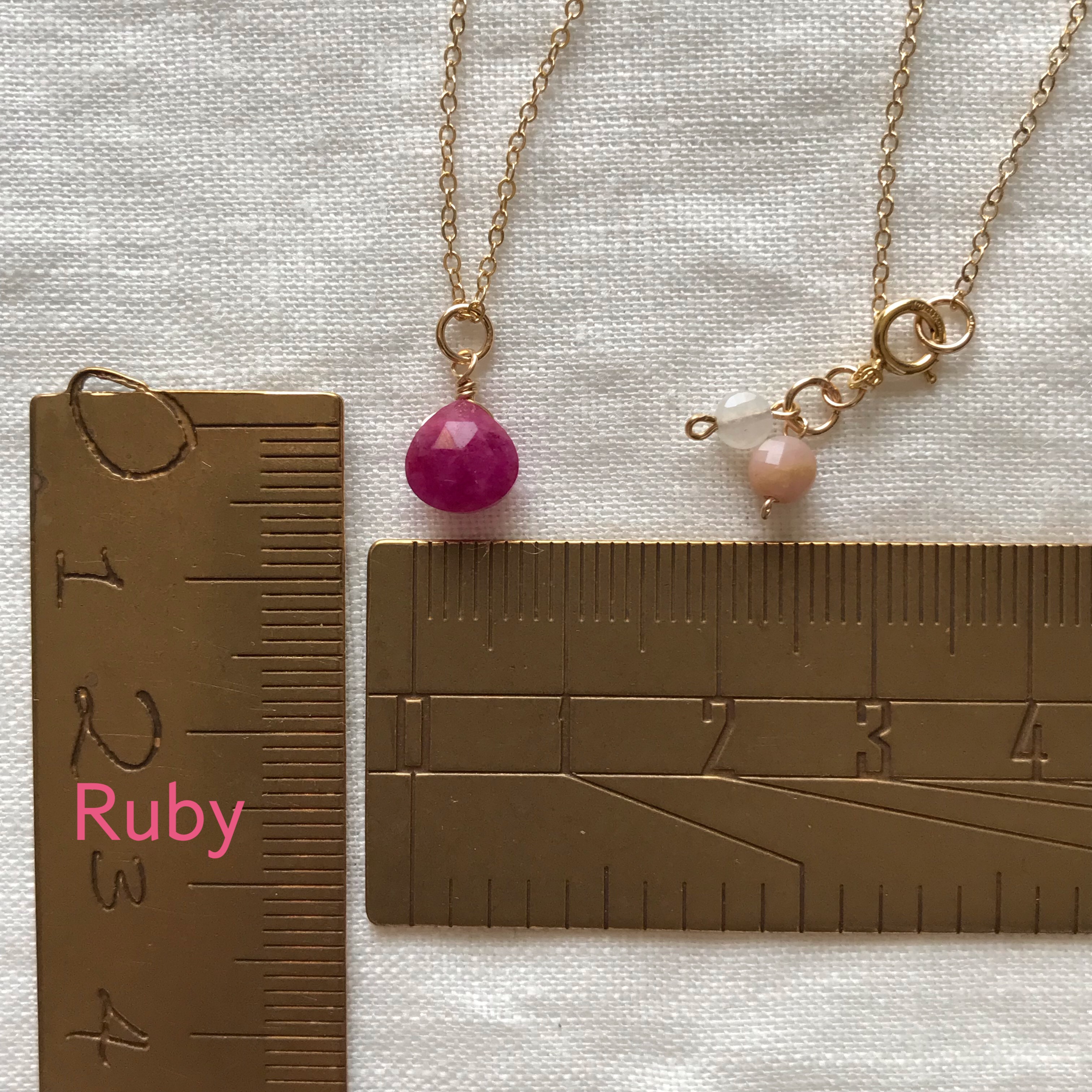 ❶N43 希少　ルビー　恋愛成就　14kgfネックレス レインボームーンストーン　オパール