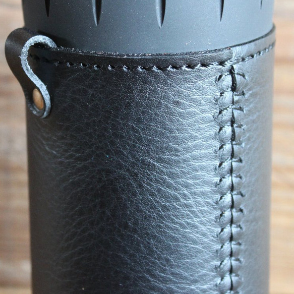 サーモス(THERMOS)保冷缶ホルダーレザーカバー（500ml）〔受注生産品〕 2枚目の画像