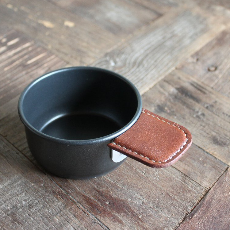 完売 トランギア ハーフパイントマグ 赤 90周年限定 レザー