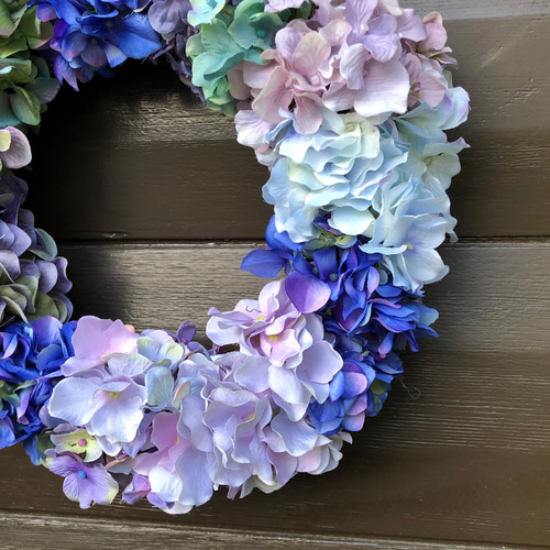 色とりどり”紫陽花のリース” ❣️花材は、全てアーティフィシャル  