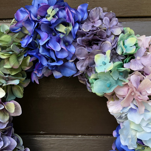 色とりどり”紫陽花のリース” ❣️花材は、全てアーティフィシャル  