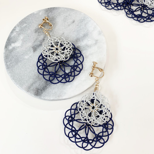 新作】ハンドメイド 抜い ✢～舞～✢ ピアス イヤリング