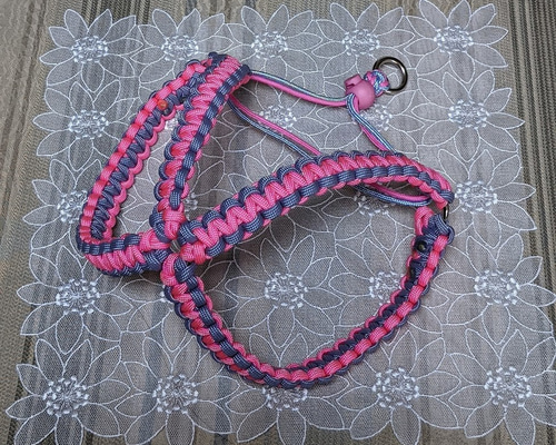 パラコード　白　ピンク　ストラップ　首輪　リード　ハーネス　ハンドメイド　50m パラコード 白 ピンク ストラップ 首輪 リード ハーネス