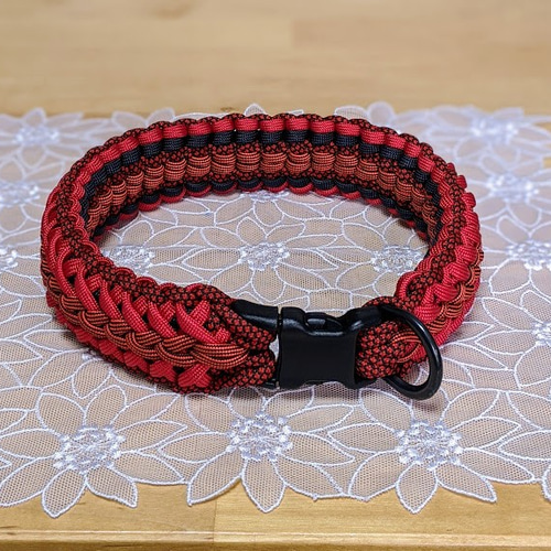 パラコード首輪 大型犬用バックルタイプ (内径40cm) サイズを小さく