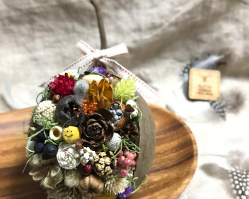 送料無料♪母の日ギフト☆幸せを呼ぶ実ブッダナッツアレンジ☆木の実