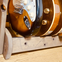 【24時間以内に発送】手作り木工　木製ギタースタンド （古材、チーク）５本掛け 5枚目の画像