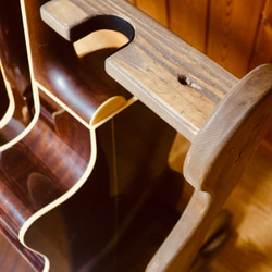 【24時間以内に発送】手作り木工　木製ギタースタンド （古材、チーク）５本掛け 6枚目の画像