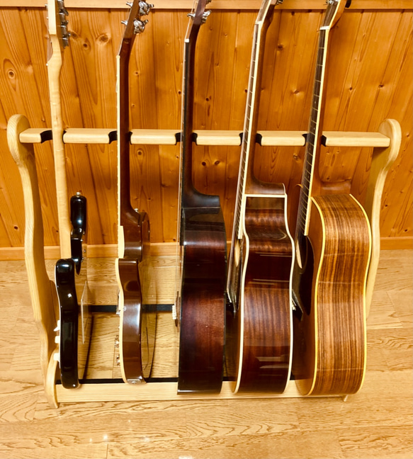 【24時間以内に発送】手作り木工　木製ギタースタンド （オーク） ５本掛け 3枚目の画像