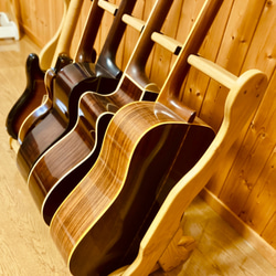 【24時間以内に発送】手作り木工　木製ギタースタンド （オーク） ５本掛け 4枚目の画像