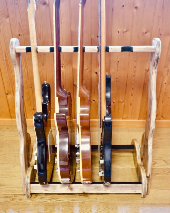 【24時間以内に発送】手作り木工　木製ギタースタンド （古材）５本掛け 3枚目の画像