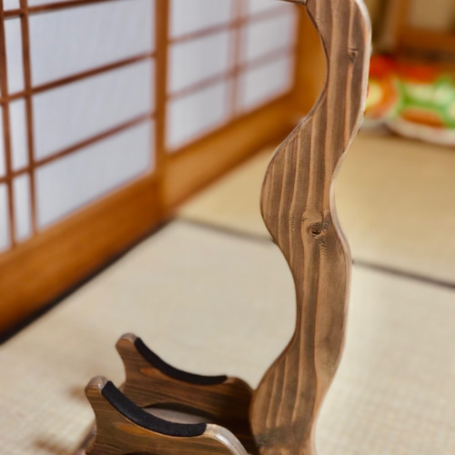 24時間以内に発送】手作り木工 木製三味線スタンド （古材） 1本掛け  