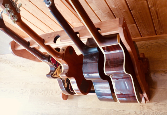 手作り木工　ギタースタンド （チーク） ５本掛け 4枚目の画像