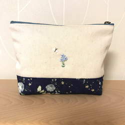 手刺繍　ファスナーポーチ　子猫(アメリカンショートヘアー) 5枚目の画像