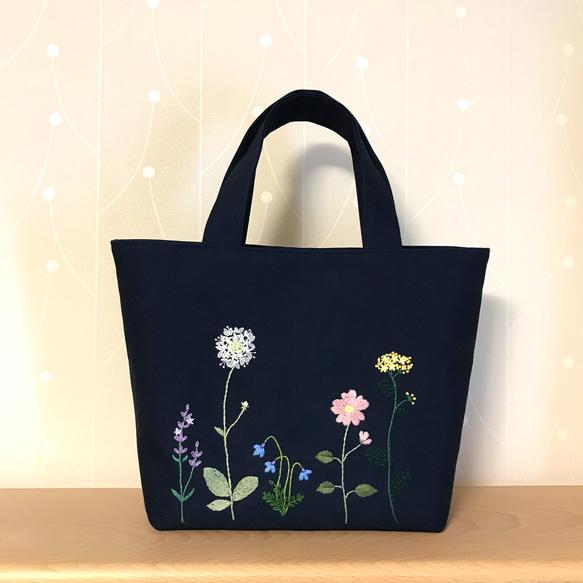 花刺繍　ミニバッグ 1枚目の画像