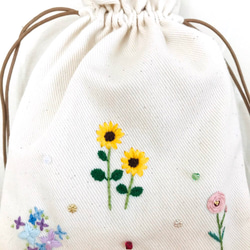 巾着ポーチ　四季の花刺繍　～夏の花～ 2枚目の画像