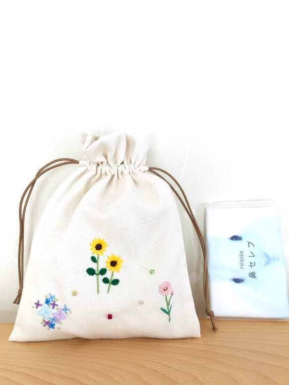 巾着ポーチ　四季の花刺繍　～夏の花～ 3枚目の画像