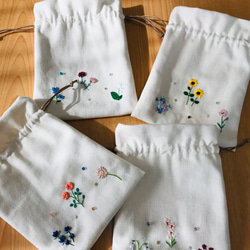 巾着ポーチ　四季の花刺繍　～夏の花～ 7枚目の画像