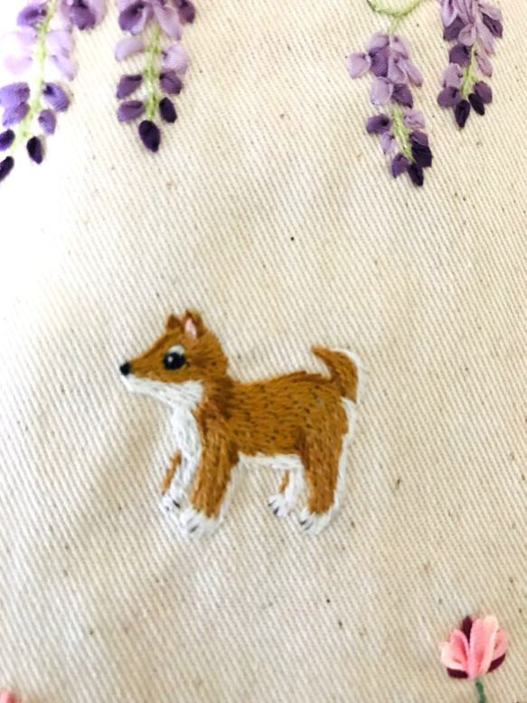 リボン刺繍ブックカバー　柴子犬と和の花 9枚目の画像