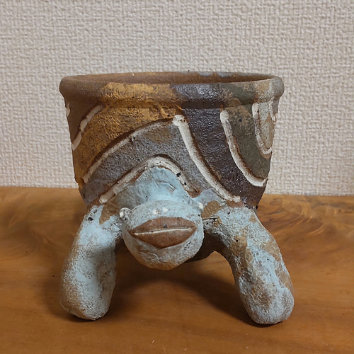 水鉢　植木鉢　石鉢　石カメ　カメ　骨董カメ　古カメ 浮き玉 かめ 緑カメ 亀 浮き球 陶器 水鉢 金魚鉢用飾り玉