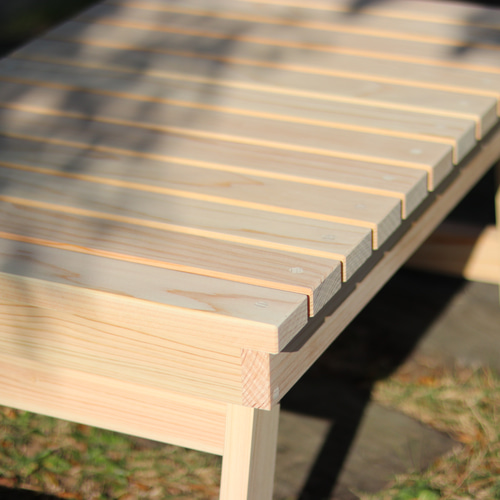 アウトドアテーブル スラットデザイン