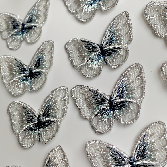 【8枚】ミニ刺繍オーガンジー蝶々 2枚目の画像