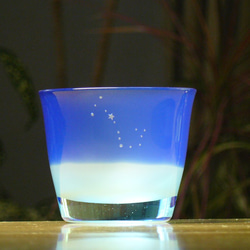 猫と星座の 冷酒・冷茶グラス ～さそり座　水色×青　 (1個） 3枚目の画像