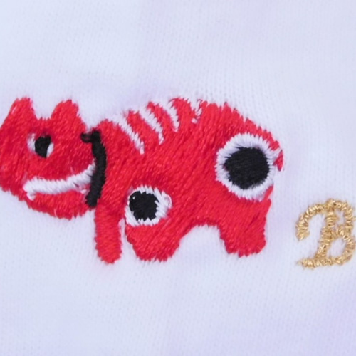 疫病退散　赤べこの刺繍入り　オリジナルパーカー　男女兼用 疫病退散 赤べこの刺繍入り オリジナルパーカー パーカー blatt