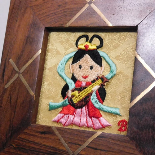 インテリア刺繍 七福神「弁財天」《額入り》 その他インテリア