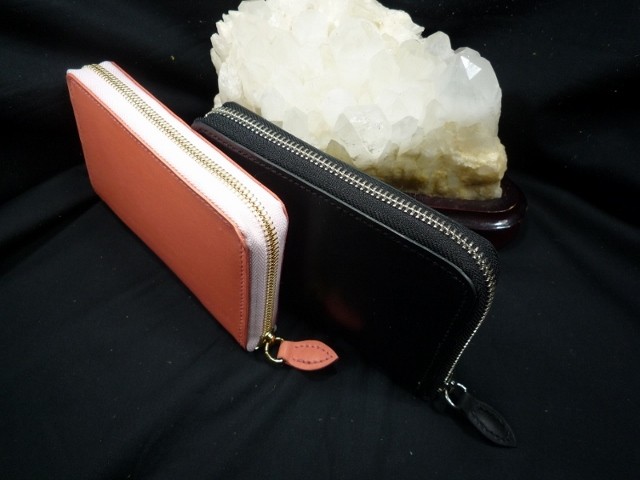 本革ミドルウォレット