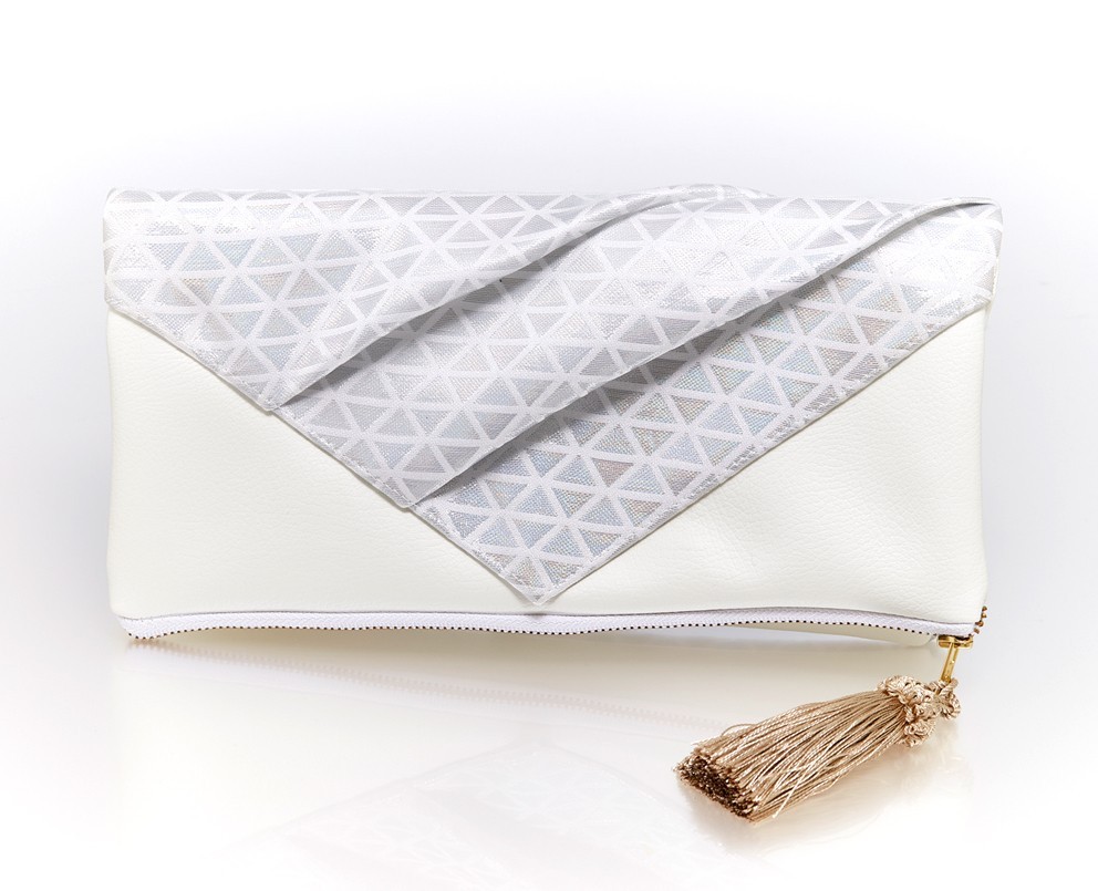 【日本伝統 金襴 ホログラム 2つ折りクラッチバッグ「お便り」】結婚式・パーティ・浴衣にも